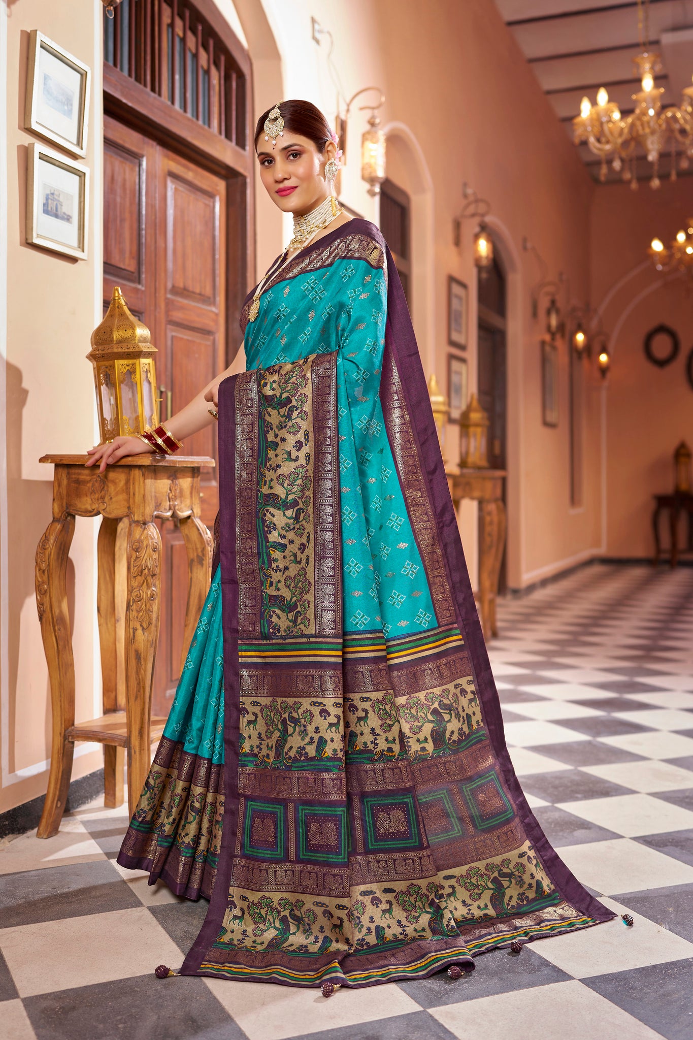 Capricious Rama Colour Traditional Looking Silk Saree