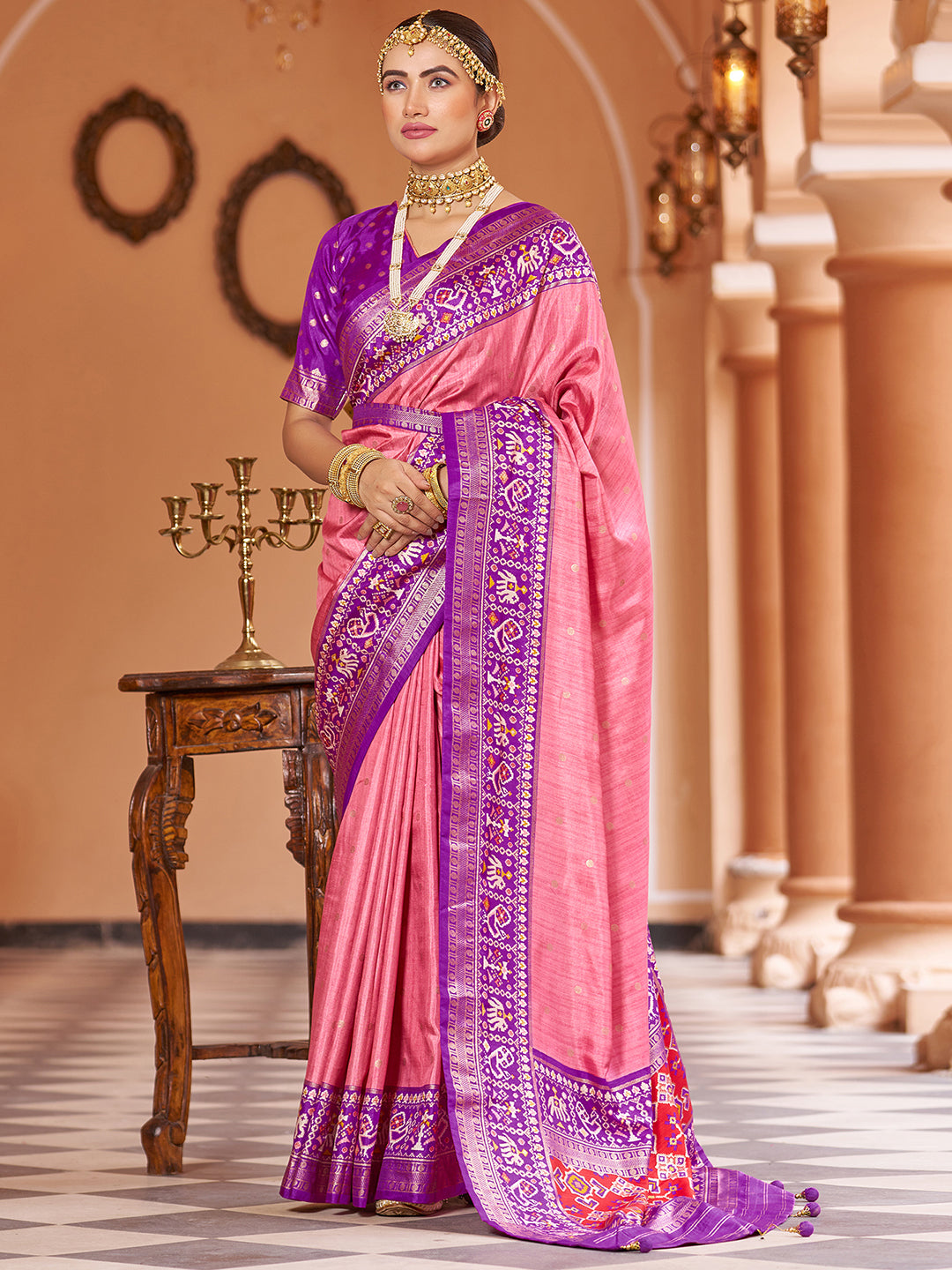 Gajri Colour Traditional Looking Silk Saree