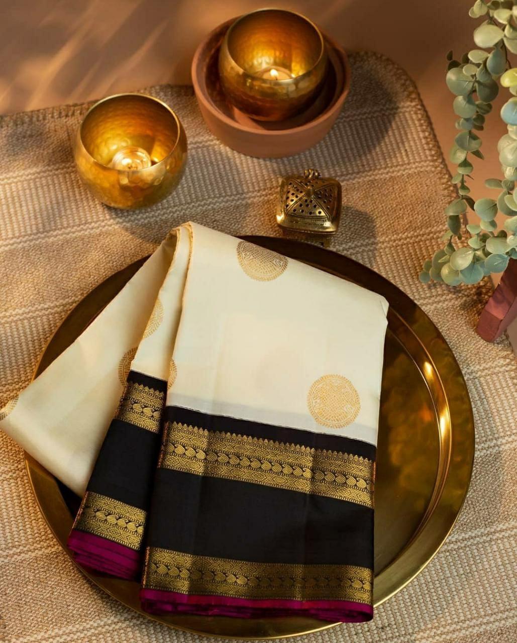 Flattering Off White  Colour Traditional Looking Silk Saree